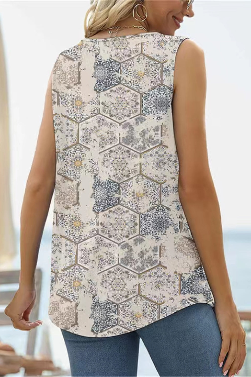 Willow Printed Curved Hem Tank