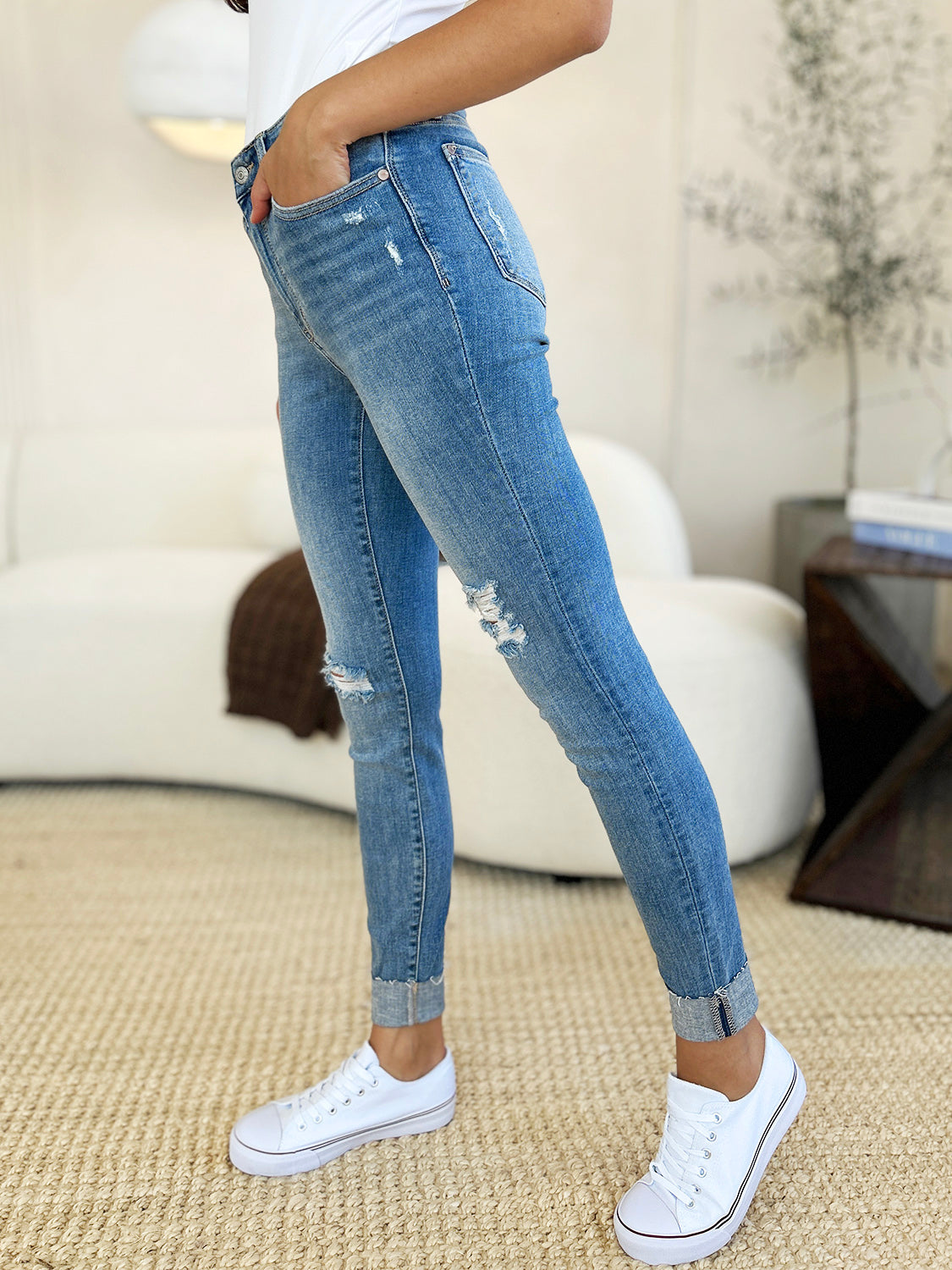 Larissa Mid Rise Destroy & Cuff Skinny Judy Blue Jeans