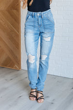 Aiden High Rise Patch Pocket Distressed Boyfriend Judy Blue Jeans