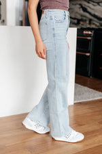 Brooke High Rise Control Top Vintage Wash Straight Judy Blue Jeans