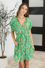 Chic Repeat V-Neck Dress in Multi-Color