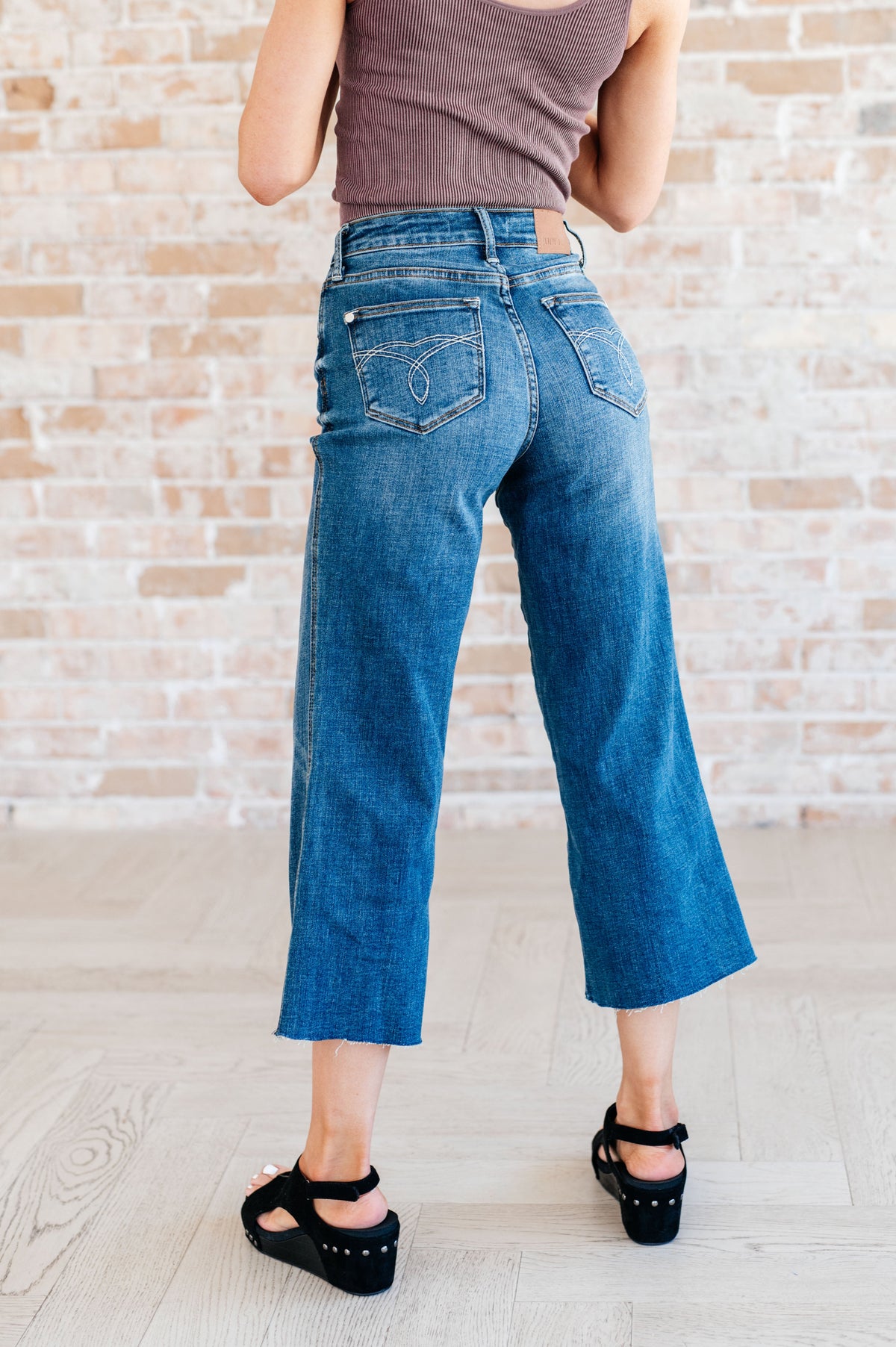 Hayes High Rise Wide Leg Crop Judy Blue Jeans