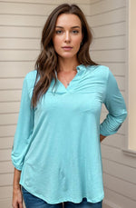 Lizzy Top Neon Blue Top