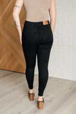 Nicole Tummy Control Skinny Judy Blue Jeans in Black