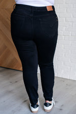 Nicole Tummy Control Skinny Judy Blue Jeans in Black