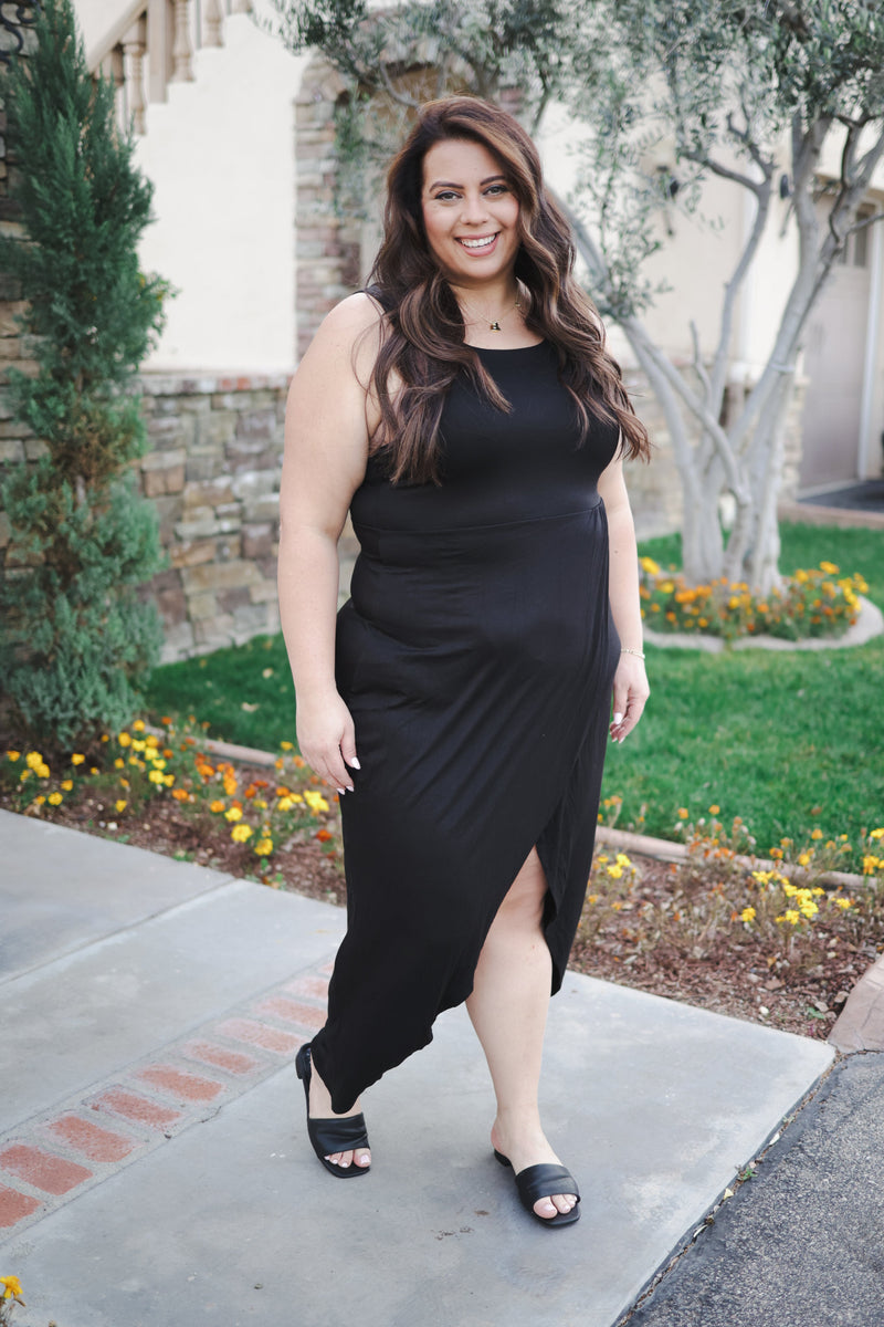 Lily Tulip Maxi Dress in Black