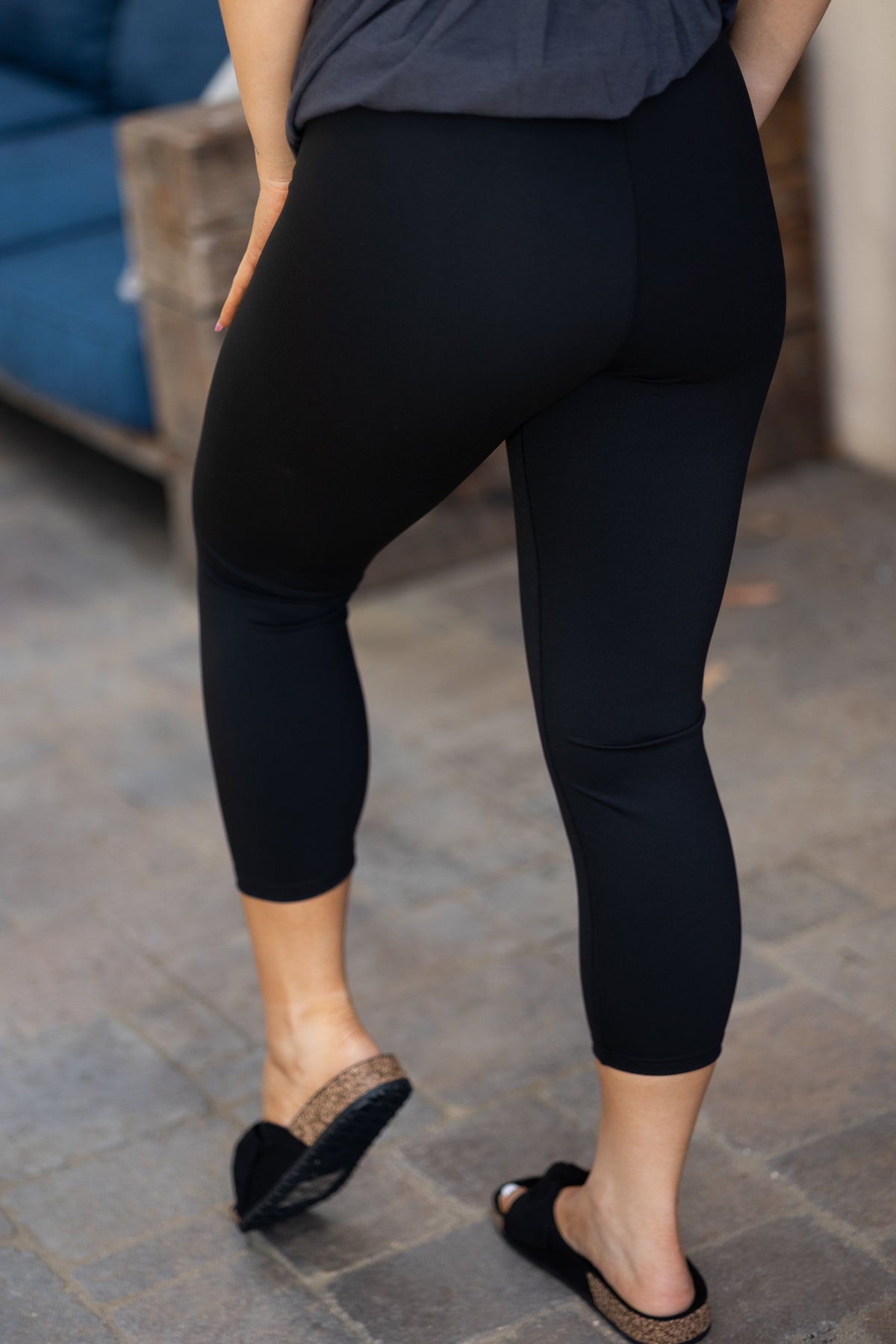 Perfect Curves Crop Leggings