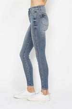 Hazel Tummy Control Contrast Wash Skinny Judy Blue Jeans